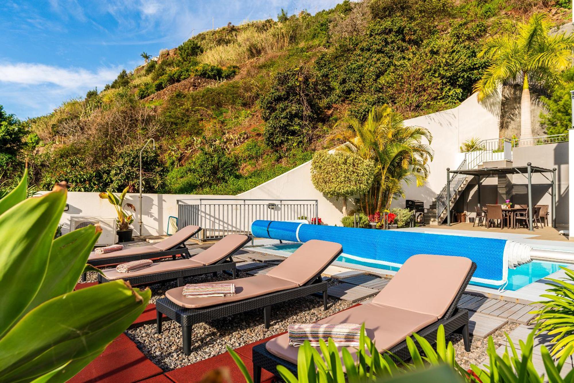 Villa Nunes, Big Holiday House With Private Pool Calheta  Kültér fotó