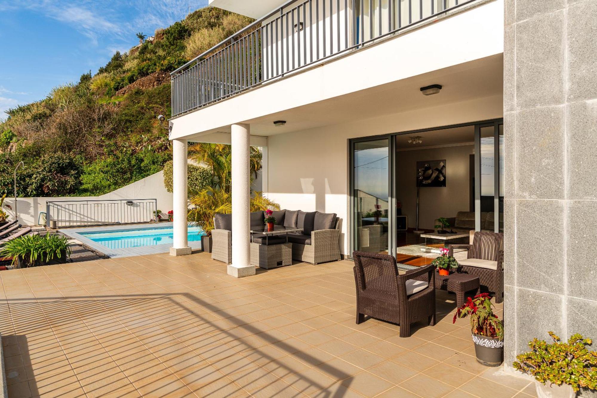 Villa Nunes, Big Holiday House With Private Pool Calheta  Kültér fotó